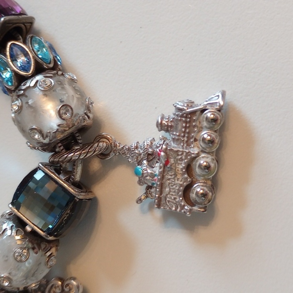 Brighton Christmas Bracelet - Picture 3 of 5